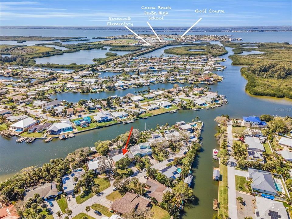 Ideal location in Down Town Cocoa Beach, steps to the ocean and shops, as well as just around the corner from A schools, Golf Course, Aquatic Center, Tennis Courts, Library.  Primary residence or AirBB potential .