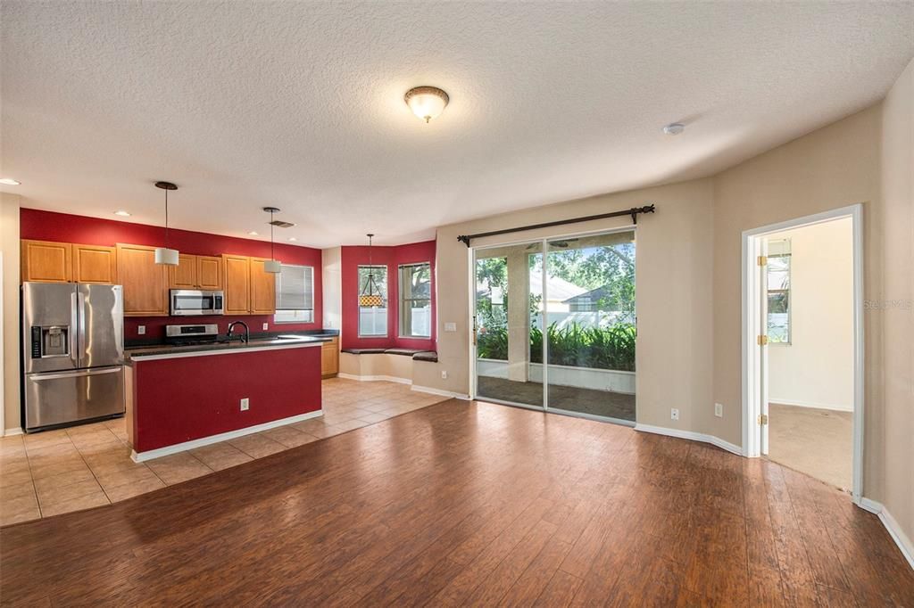 Recently Sold: $409,900 (4 beds, 2 baths, 2684 Square Feet)