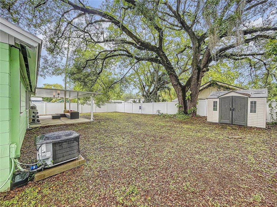 Active With Contract: $300,000 (3 beds, 2 baths, 1020 Square Feet)