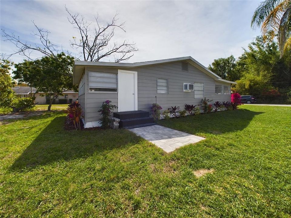 Recently Sold: $224,000 (3 beds, 1 baths, 1450 Square Feet)