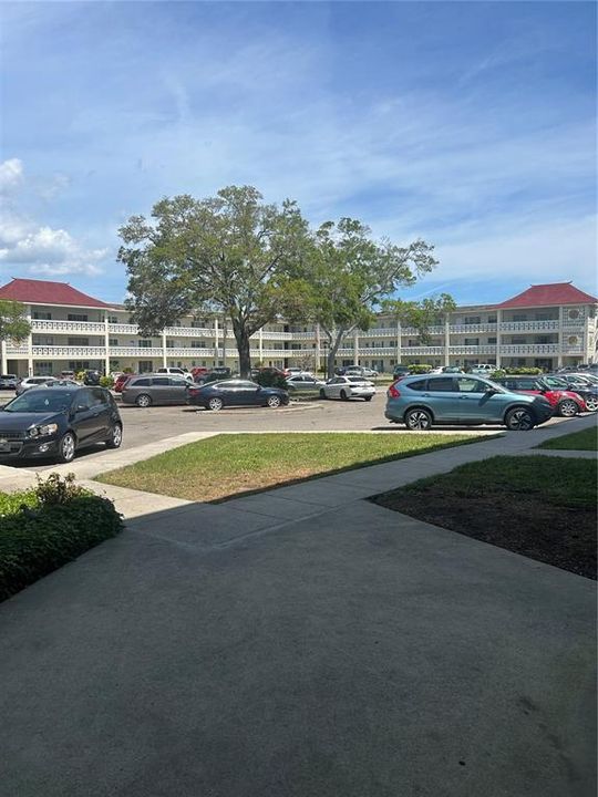 Recently Sold: $180,000 (2 beds, 2 baths, 1400 Square Feet)