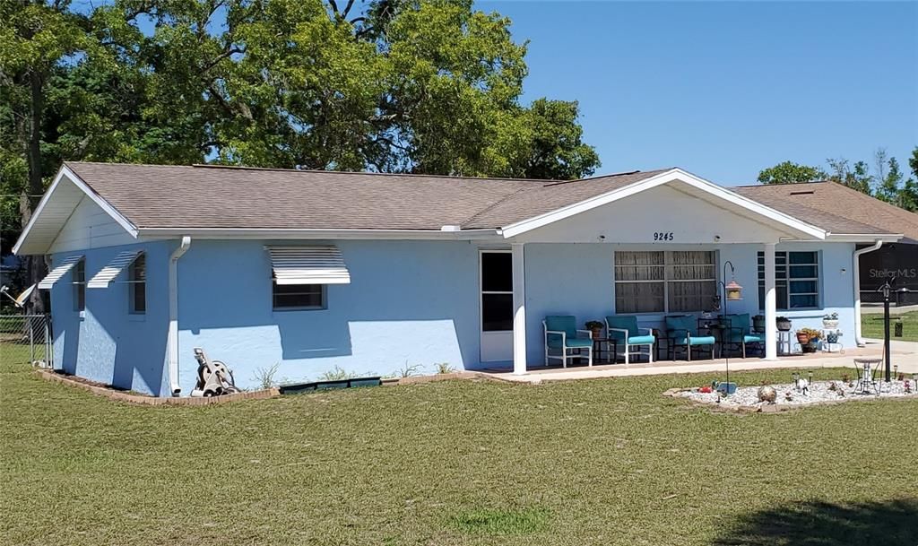 Recently Sold: $220,000 (3 beds, 2 baths, 1300 Square Feet)