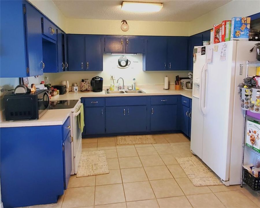 Vendido Recientemente: $220,000 (3 camas, 2 baños, 1300 Pies cuadrados)