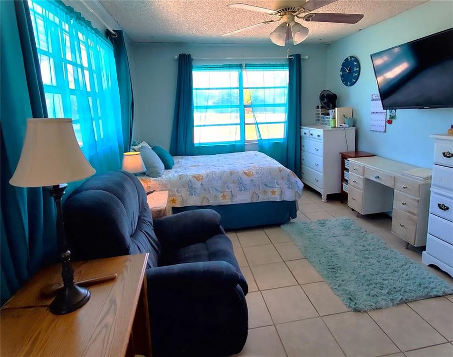 Vendido Recientemente: $220,000 (3 camas, 2 baños, 1300 Pies cuadrados)