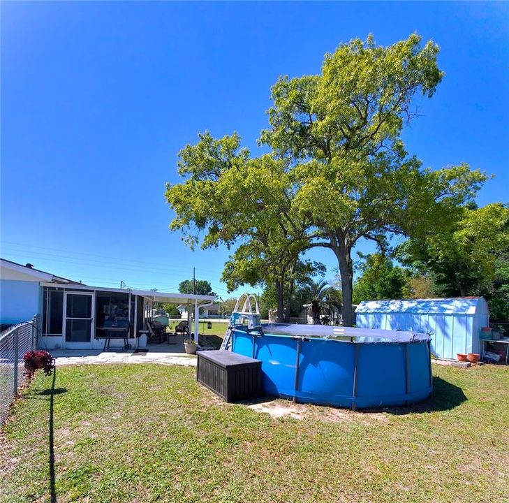 Recently Sold: $220,000 (3 beds, 2 baths, 1300 Square Feet)