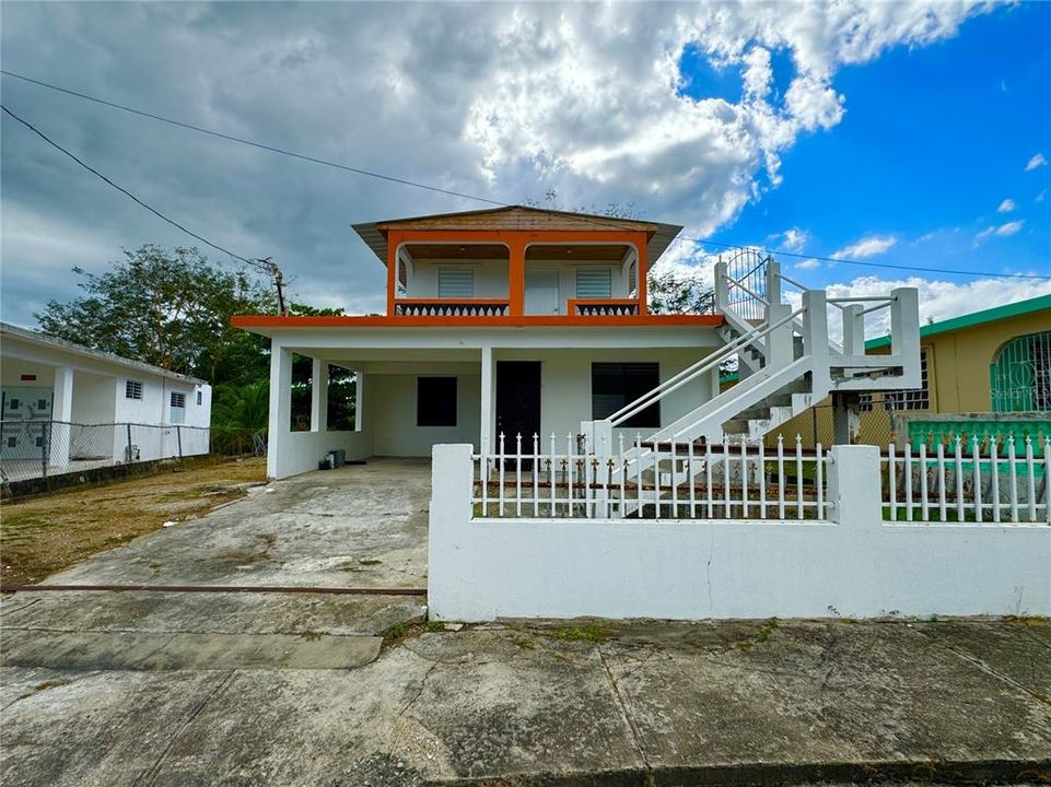 Vendido Recientemente: $85,000 (4 camas, 2 baños, 1190 Pies cuadrados)