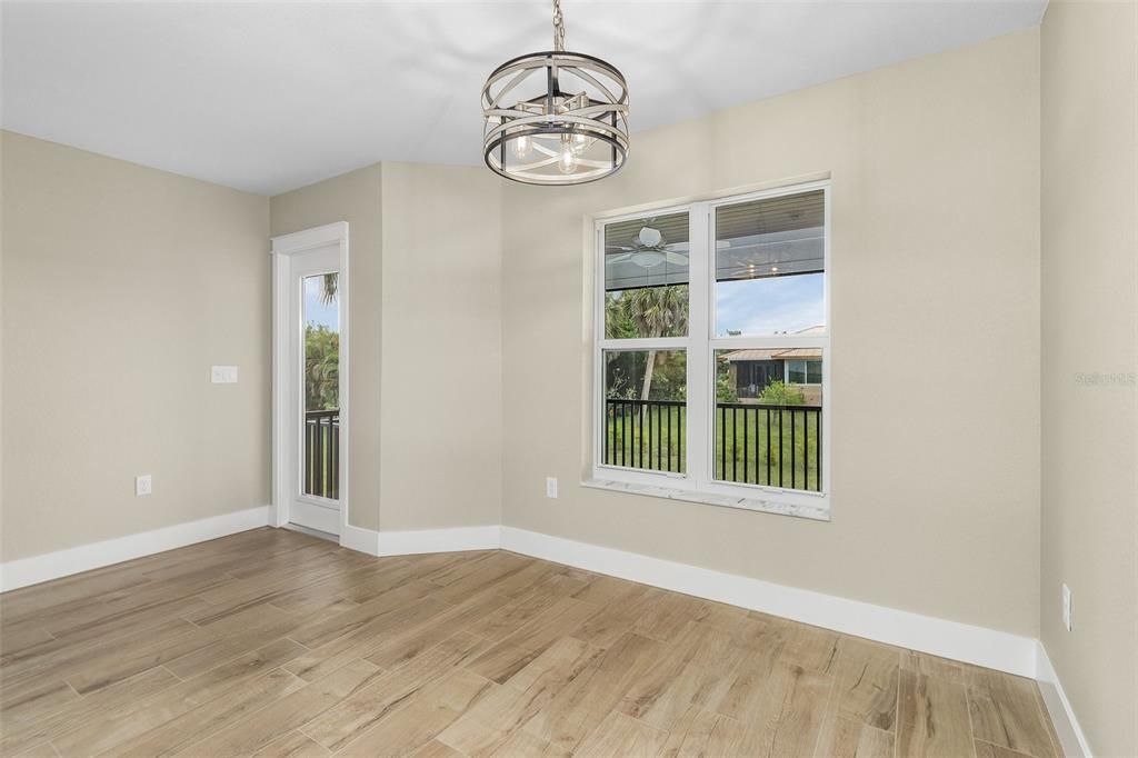 Recently Sold: $419,000 (3 beds, 2 baths, 1400 Square Feet)
