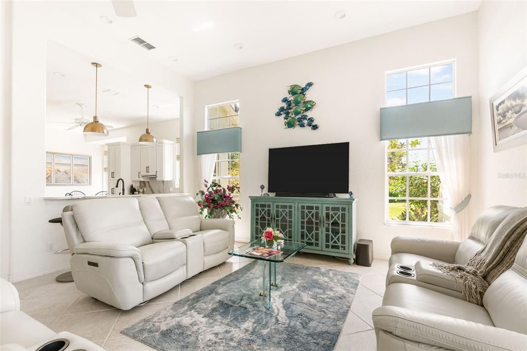 Recently Sold: $699,000 (3 beds, 2 baths, 2026 Square Feet)