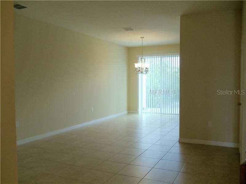 For Rent: $2,325 (3 beds, 2 baths, 1508 Square Feet)