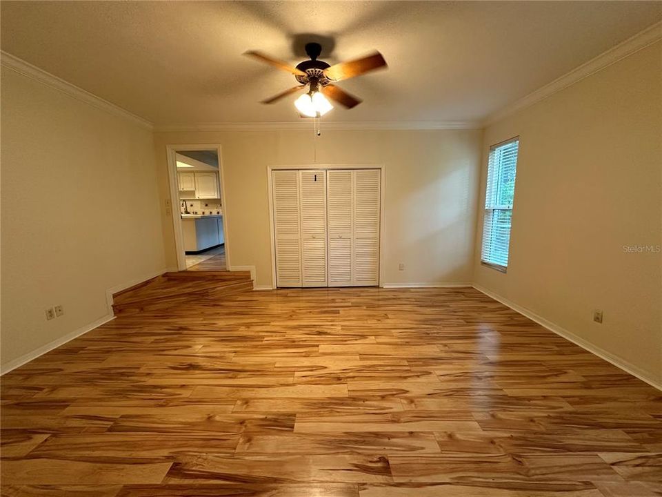 Active With Contract: $2,900 (4 beds, 2 baths, 2270 Square Feet)