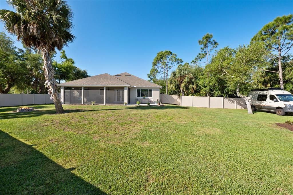 For Sale: $510,000 (3 beds, 2 baths, 2548 Square Feet)