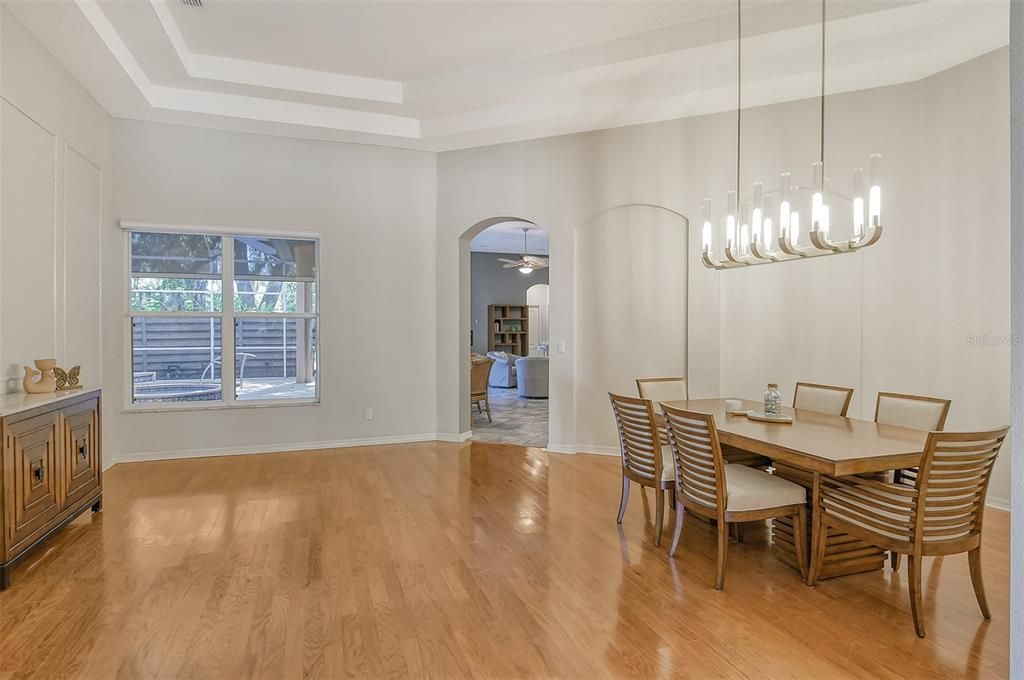 Spacious Dining and Entertaining area