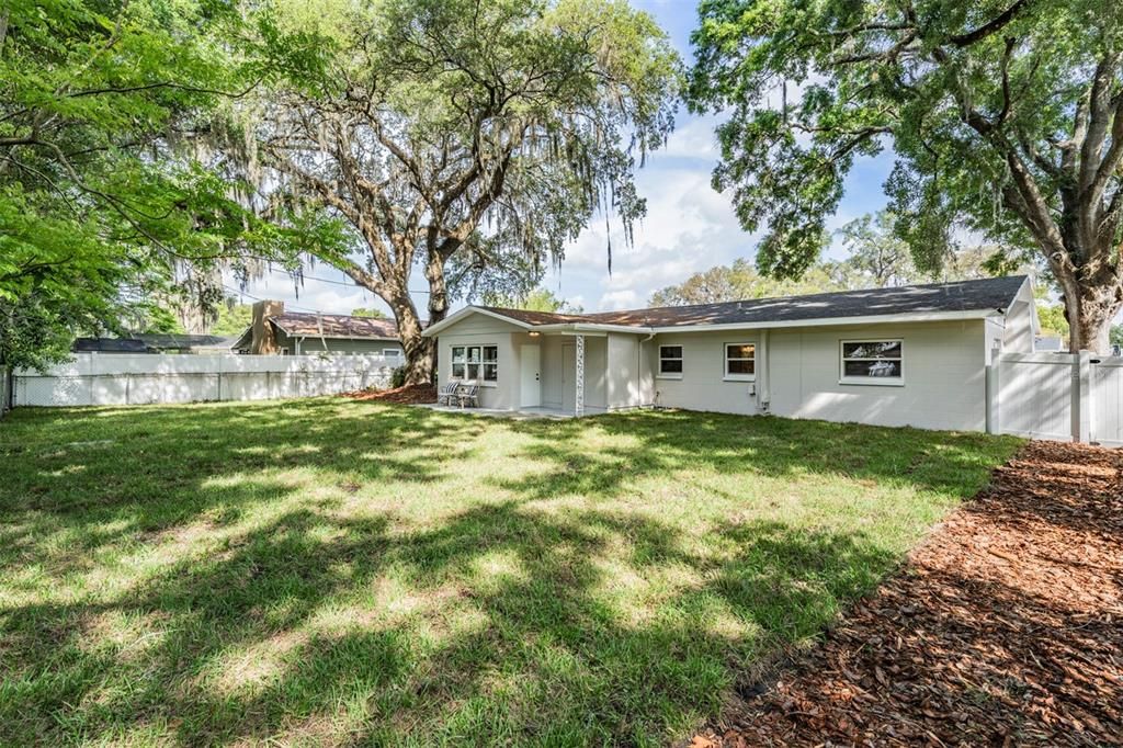 Recently Sold: $315,000 (4 beds, 2 baths, 1616 Square Feet)