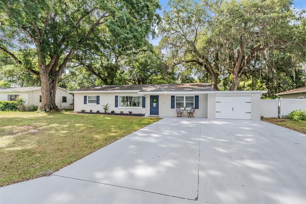 Recently Sold: $315,000 (4 beds, 2 baths, 1616 Square Feet)