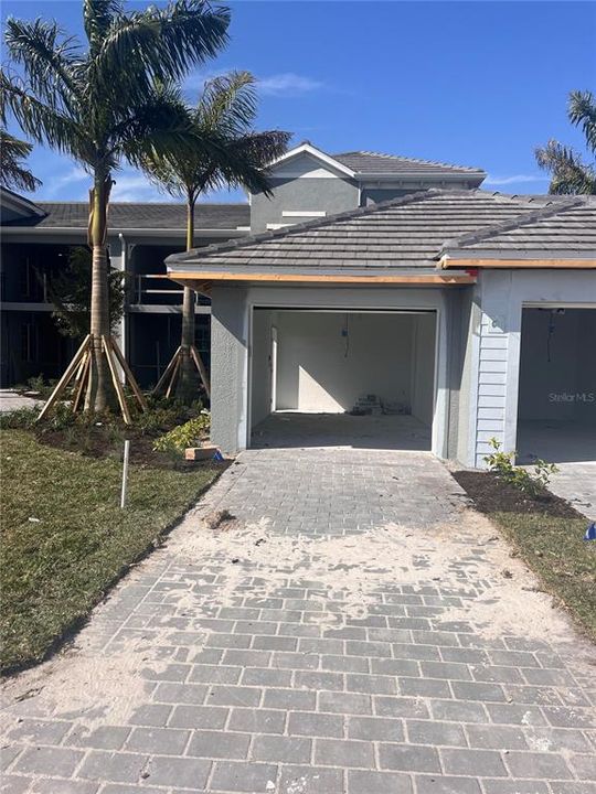 Recently Sold: $347,997 (2 beds, 2 baths, 1366 Square Feet)