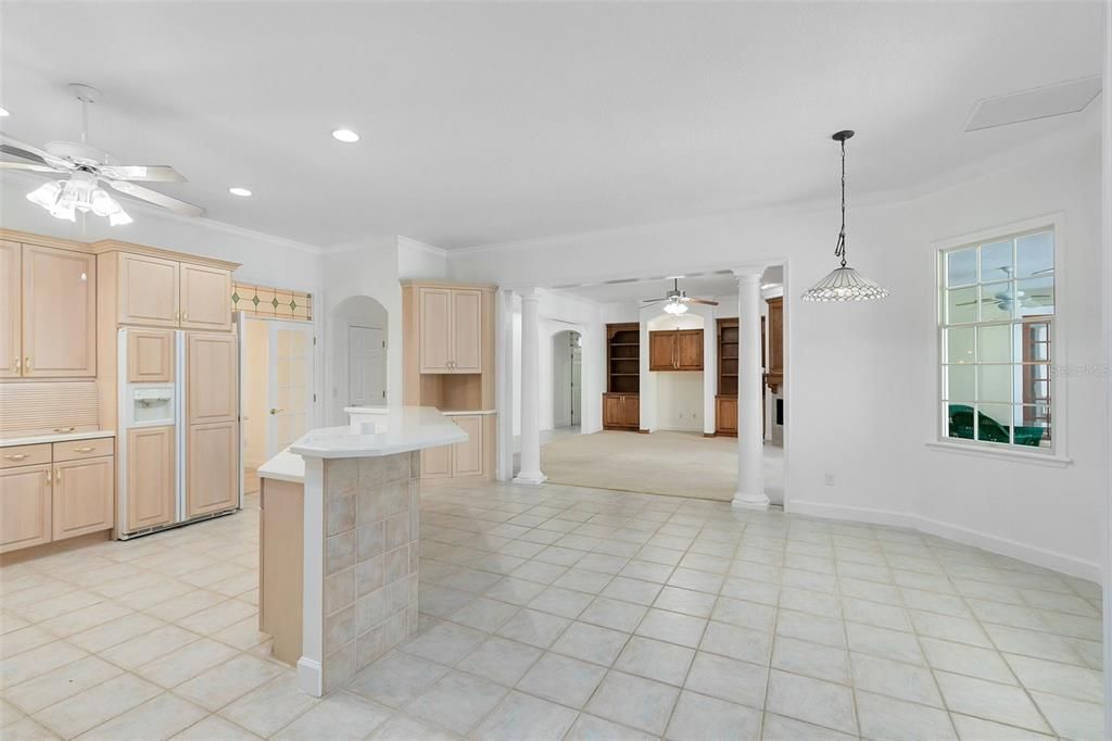 Kitchen and breakfast nook