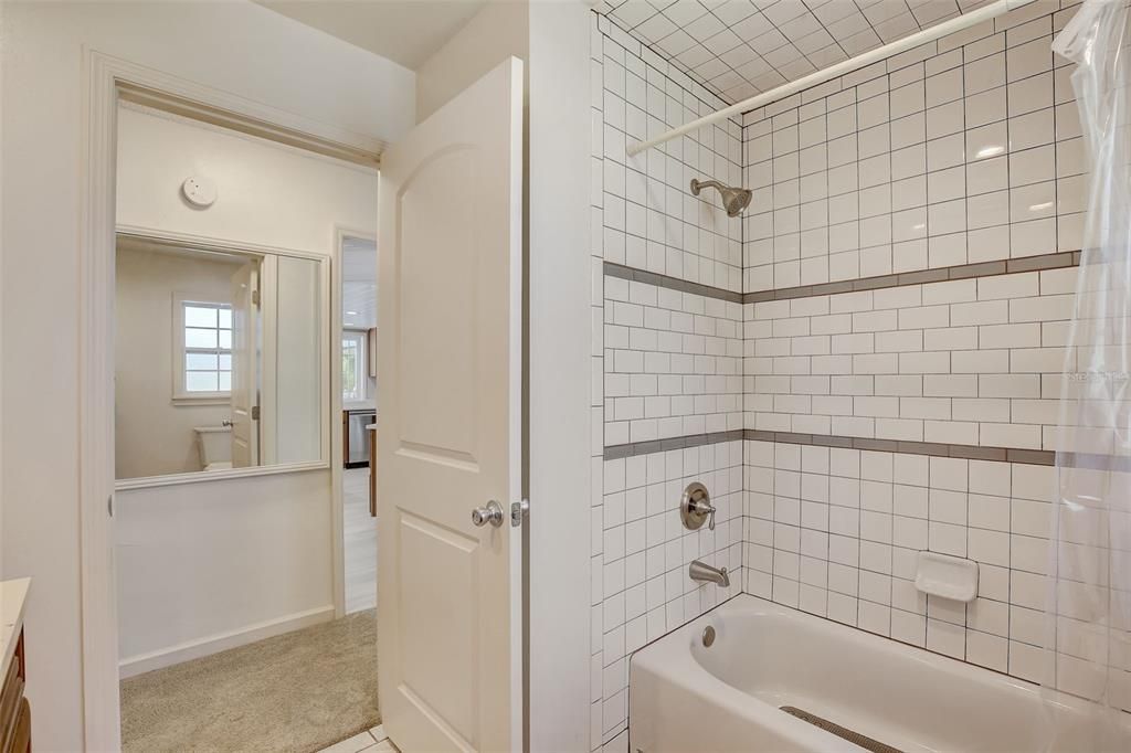最近售出: $475,000 (3 贝兹, 3 浴室, 1934 平方英尺)