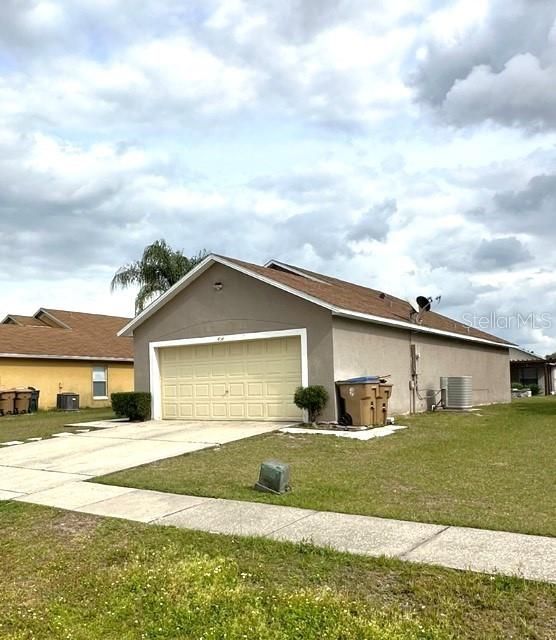 Active With Contract: $2,000 (3 beds, 2 baths, 1247 Square Feet)