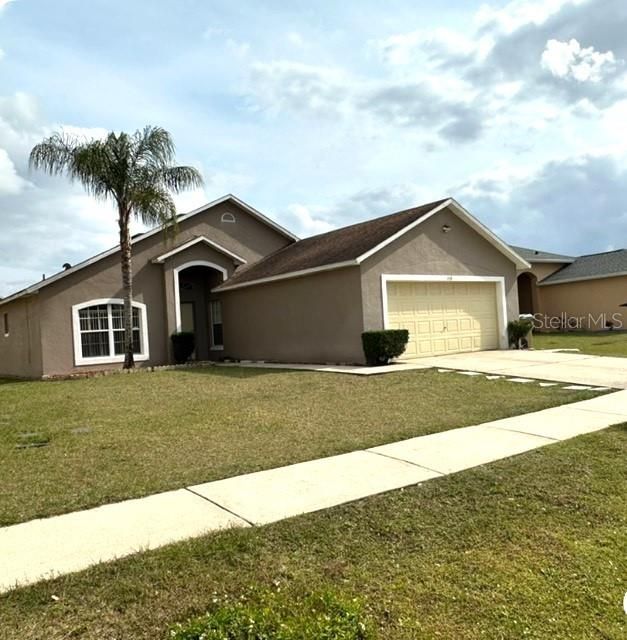 Active With Contract: $2,000 (3 beds, 2 baths, 1247 Square Feet)