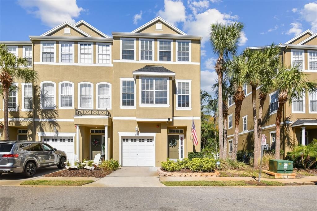 Recently Sold: $522,500 (3 beds, 2 baths, 1844 Square Feet)