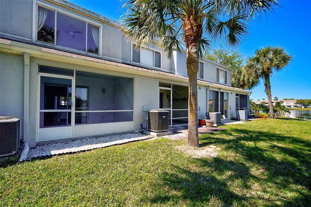 Recently Sold: $280,000 (2 beds, 2 baths, 1080 Square Feet)