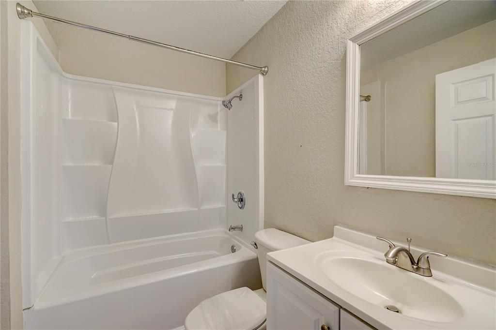 待售: $335,000 (3 贝兹, 2 浴室, 1452 平方英尺)