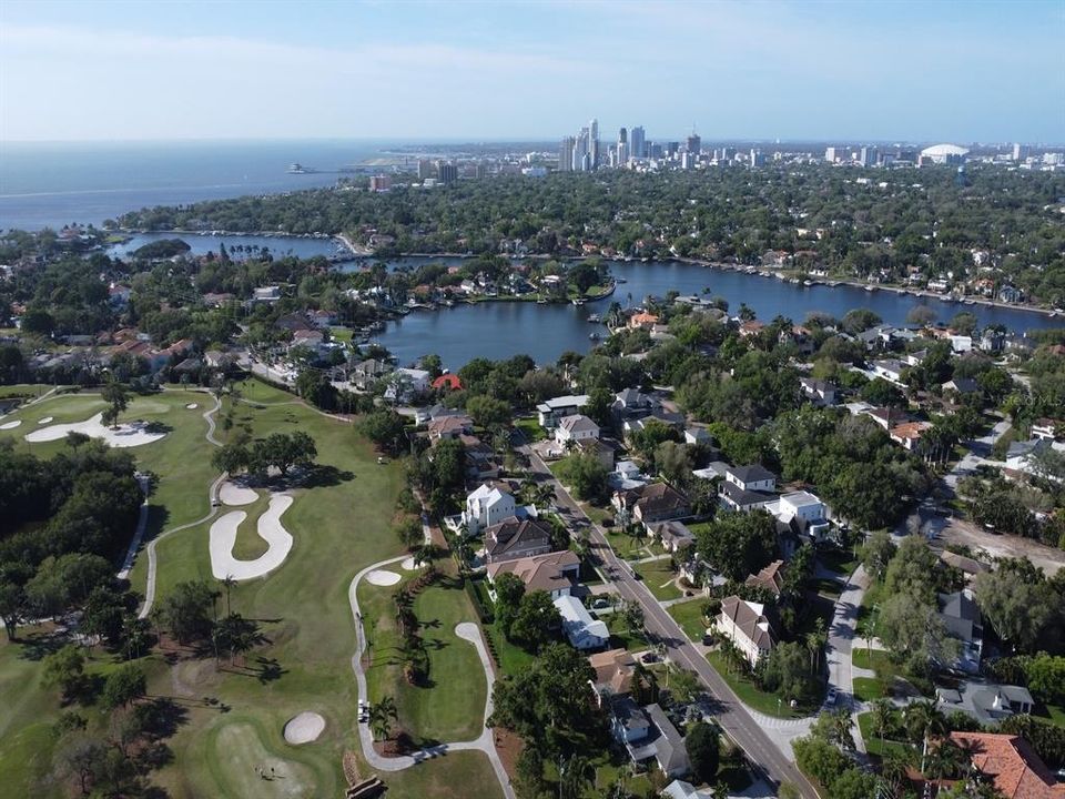 Active With Contract: $2,595,000 (4 beds, 4 baths, 3310 Square Feet)