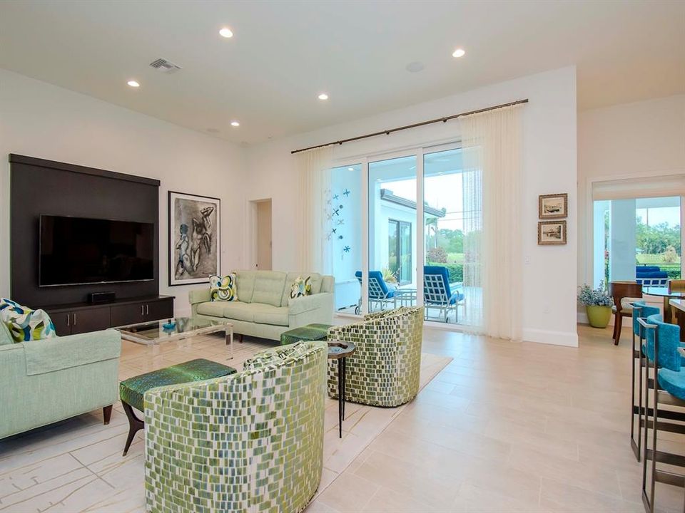 Active With Contract: $2,595,000 (4 beds, 4 baths, 3310 Square Feet)