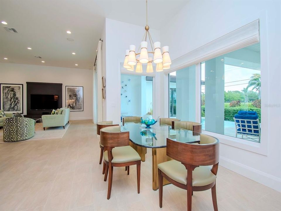 Active With Contract: $2,595,000 (4 beds, 4 baths, 3310 Square Feet)