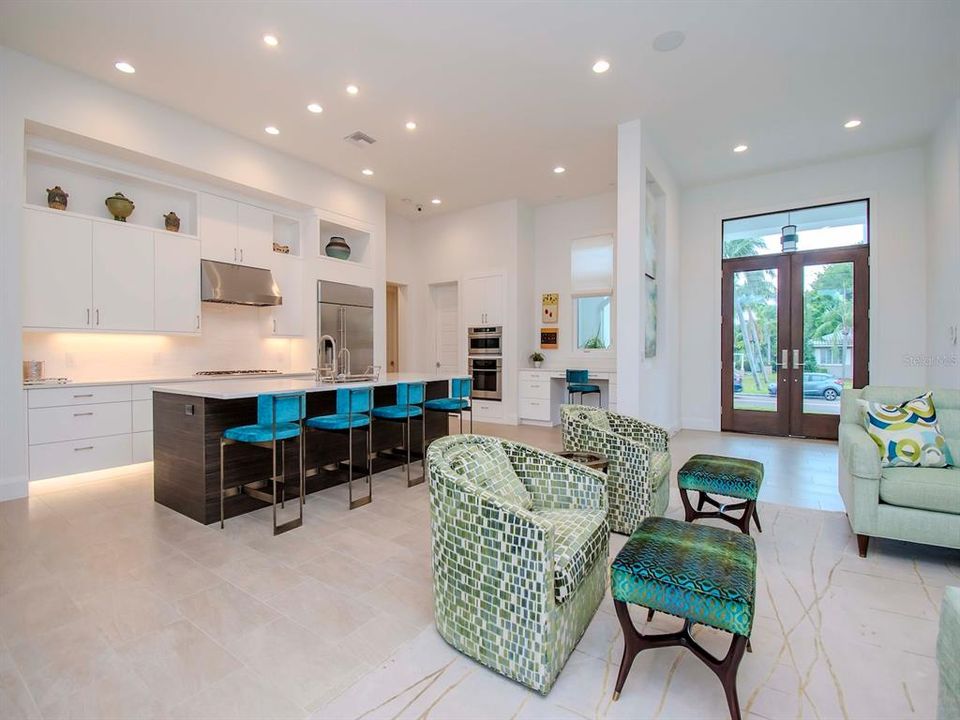 Active With Contract: $2,595,000 (4 beds, 4 baths, 3310 Square Feet)