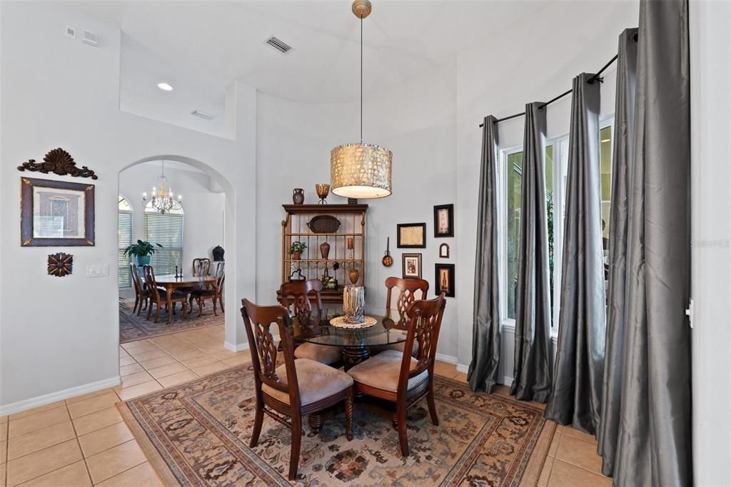 Recently Sold: $975,000 (4 beds, 3 baths, 3535 Square Feet)