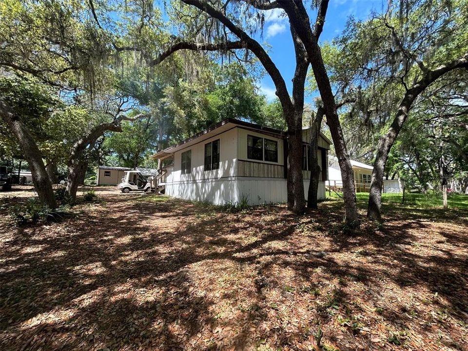 For Sale: $149,000 (3 beds, 1 baths, 1144 Square Feet)