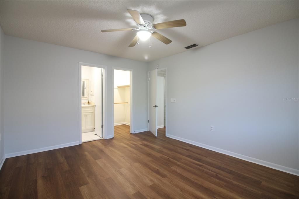 Recently Rented: $1,650 (2 beds, 2 baths, 1076 Square Feet)