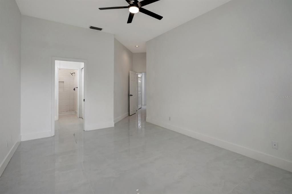For Sale: $399,900 (3 beds, 2 baths, 1520 Square Feet)