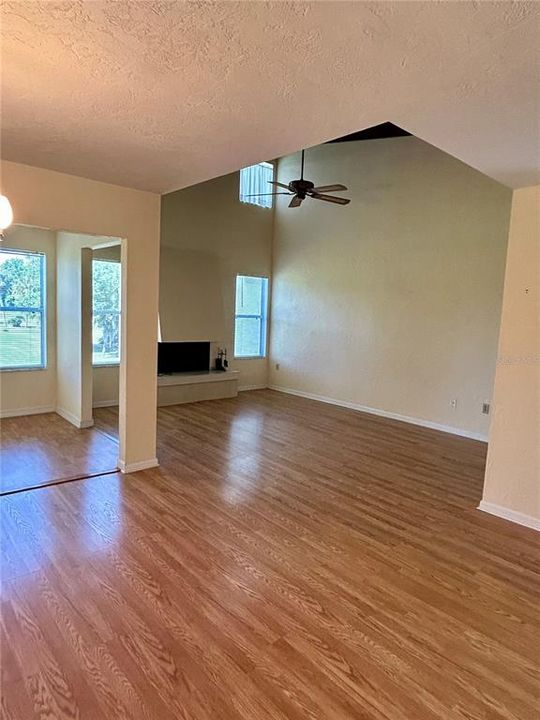 Recently Sold: $123,000 (2 beds, 2 baths, 1100 Square Feet)