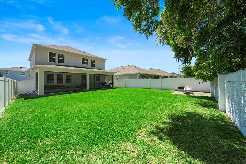 Recently Sold: $460,000 (4 beds, 2 baths, 2283 Square Feet)