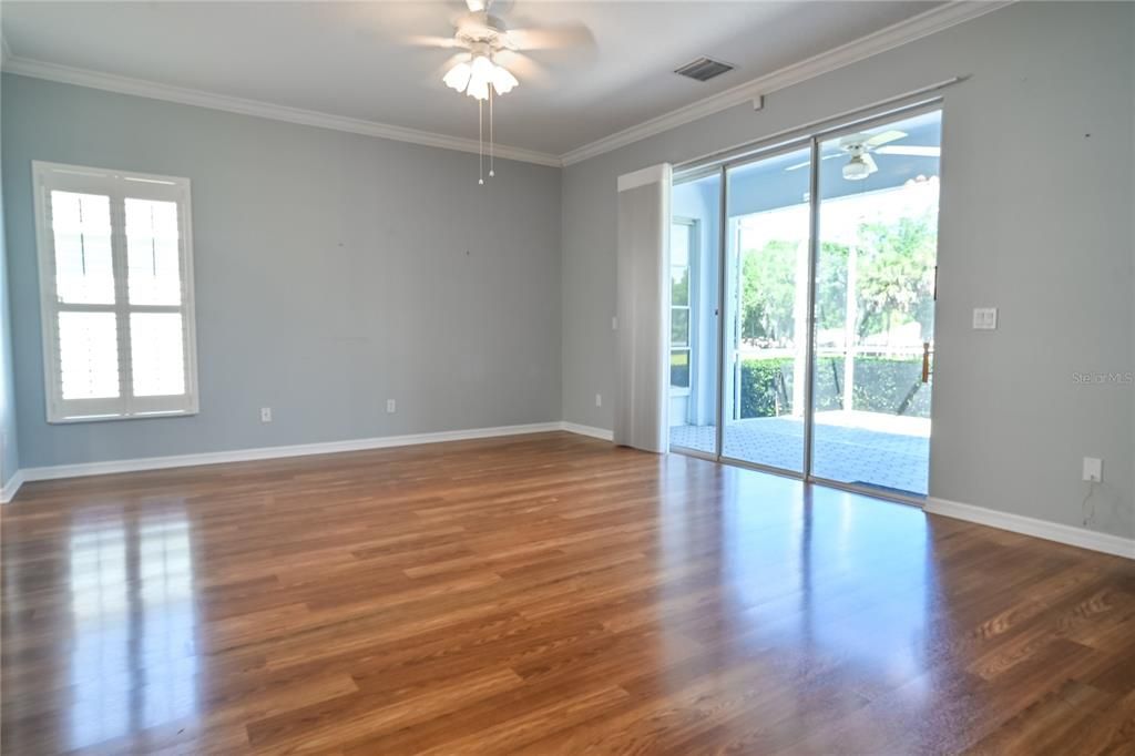 Active With Contract: $425,000 (2 beds, 2 baths, 1989 Square Feet)