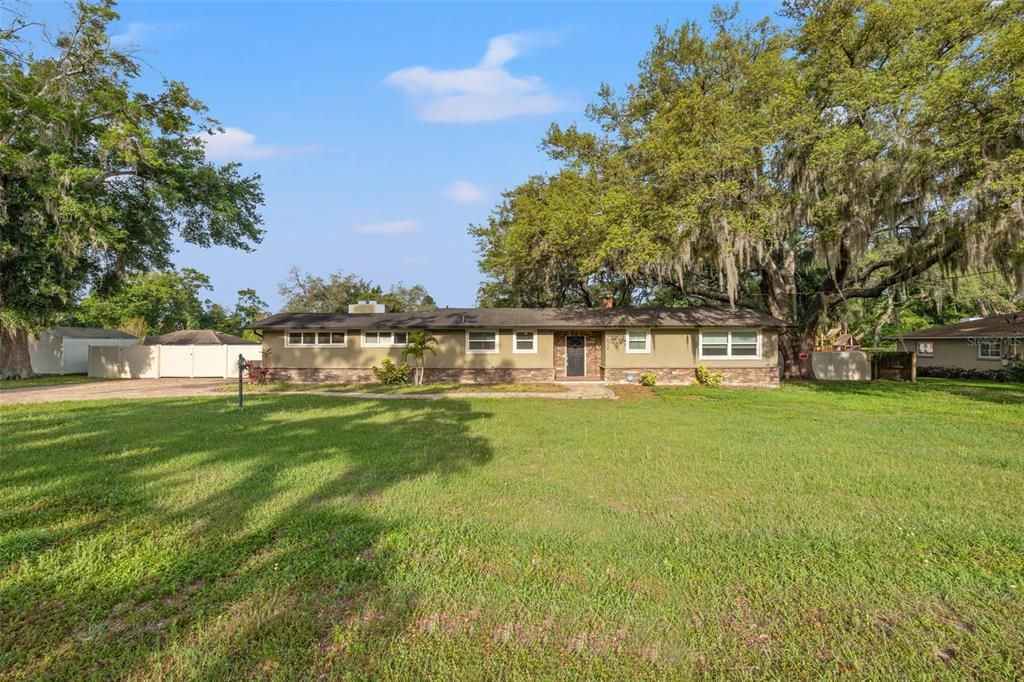 Recently Sold: $399,000 (3 beds, 2 baths, 1640 Square Feet)