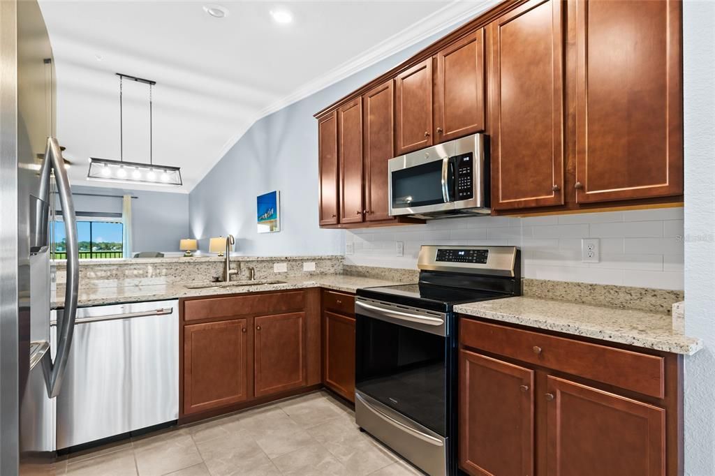 Recently Sold: $449,000 (2 beds, 2 baths, 1329 Square Feet)