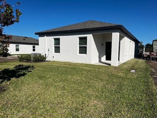 Recently Sold: $349,000 (3 beds, 2 baths, 1412 Square Feet)