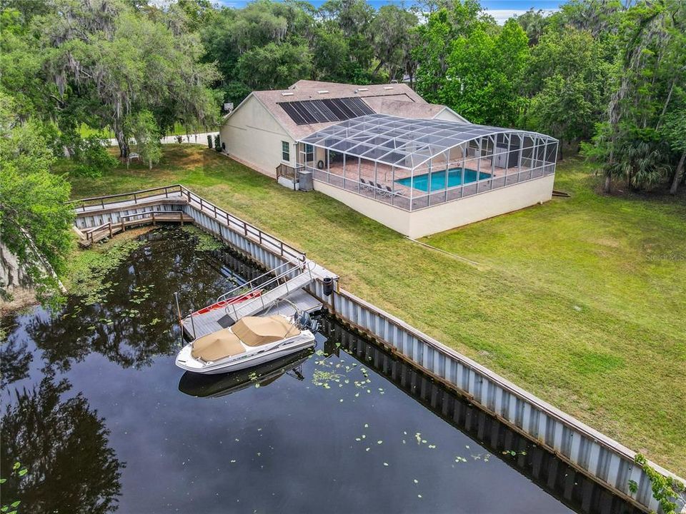 seawall & floating dock to  Lake Mornoe & St. Johns River