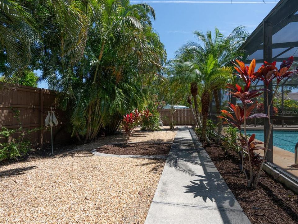Recently Sold: $625,000 (3 beds, 2 baths, 1655 Square Feet)