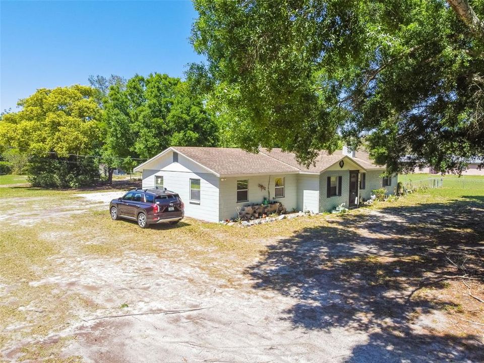 For Sale: $479,000 (3 beds, 2 baths, 1910 Square Feet)