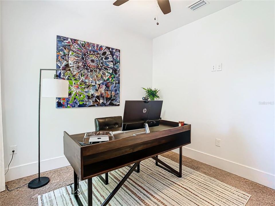Active With Contract: $597,000 (3 beds, 2 baths, 1728 Square Feet)