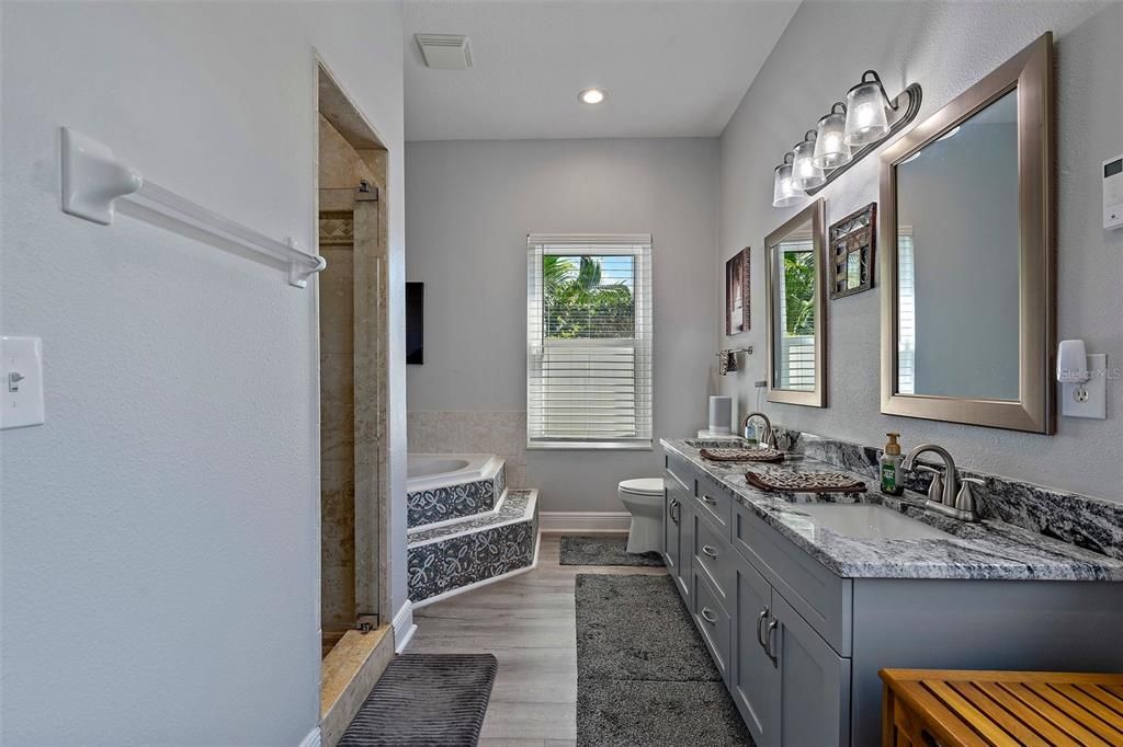 Active With Contract: $1,395,000 (3 beds, 2 baths, 2647 Square Feet)