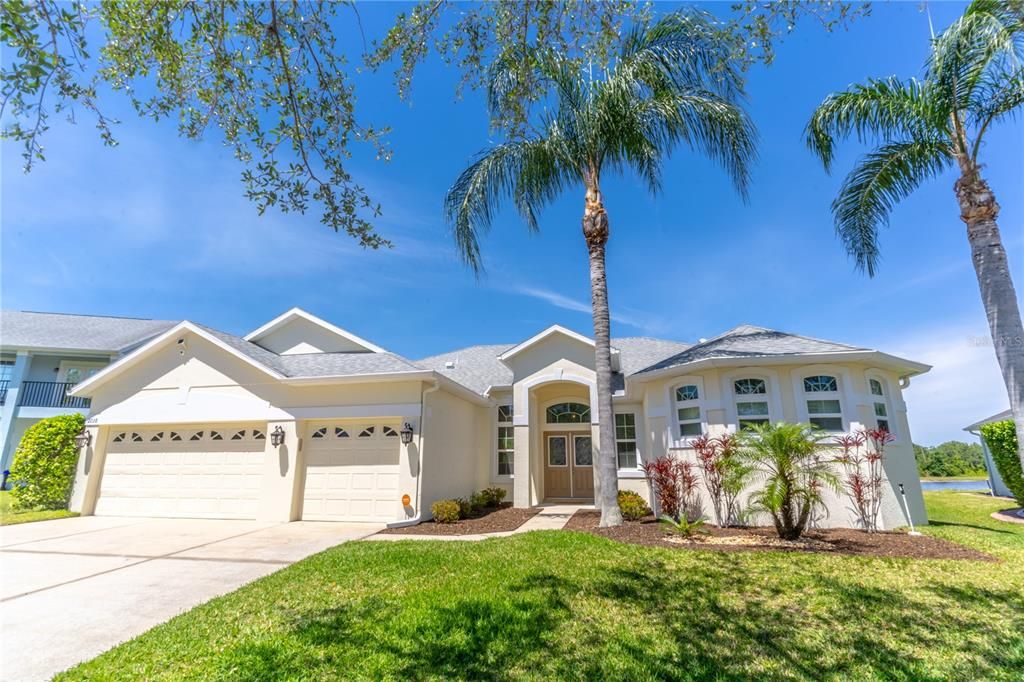 Active With Contract: $580,000 (4 beds, 3 baths, 2696 Square Feet)