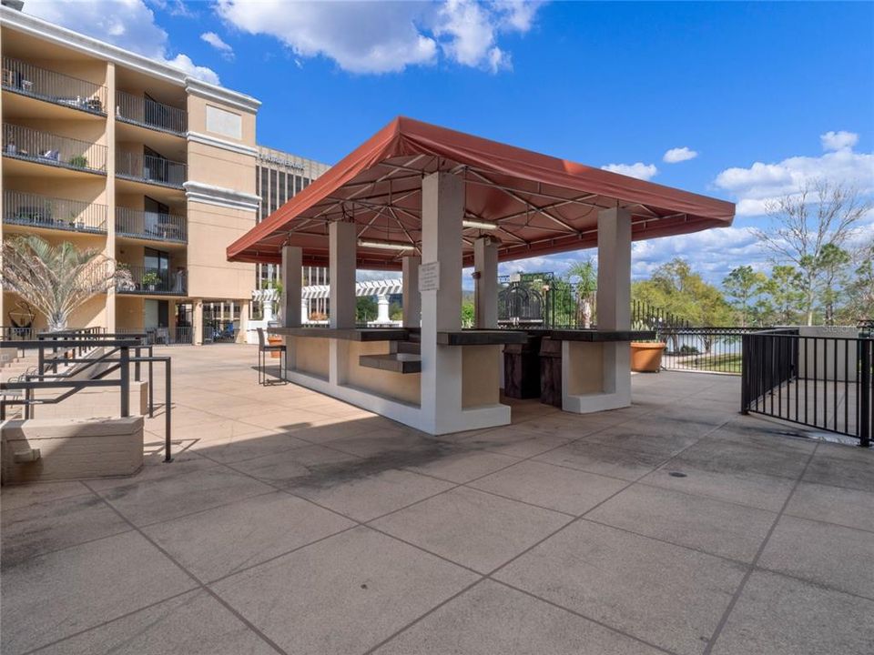 Recently Sold: $220,000 (1 beds, 1 baths, 655 Square Feet)