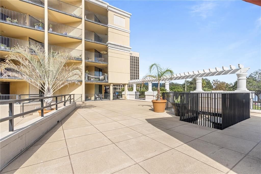 Recently Sold: $220,000 (1 beds, 1 baths, 655 Square Feet)