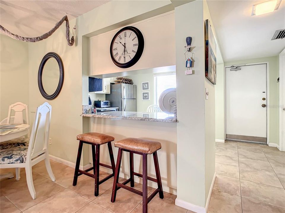 For Sale: $374,000 (1 beds, 1 baths, 770 Square Feet)