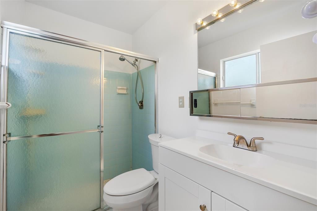 最近售出: $239,000 (2 贝兹, 2 浴室, 1428 平方英尺)